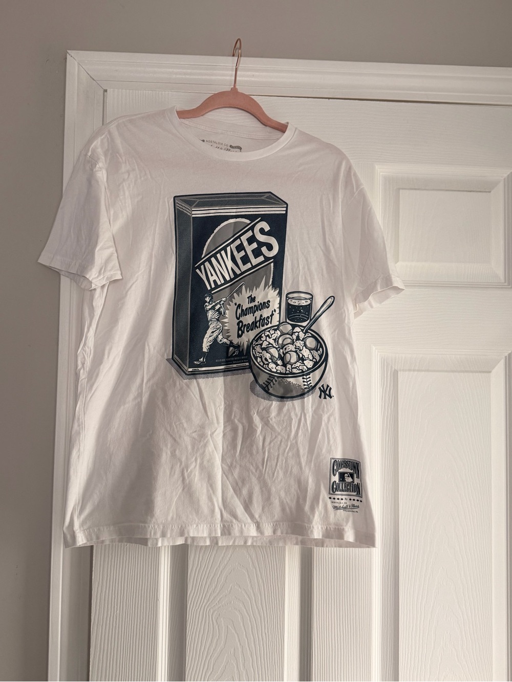Mitchell & Ness White Tee with Navy Yankees Cereal Graphic